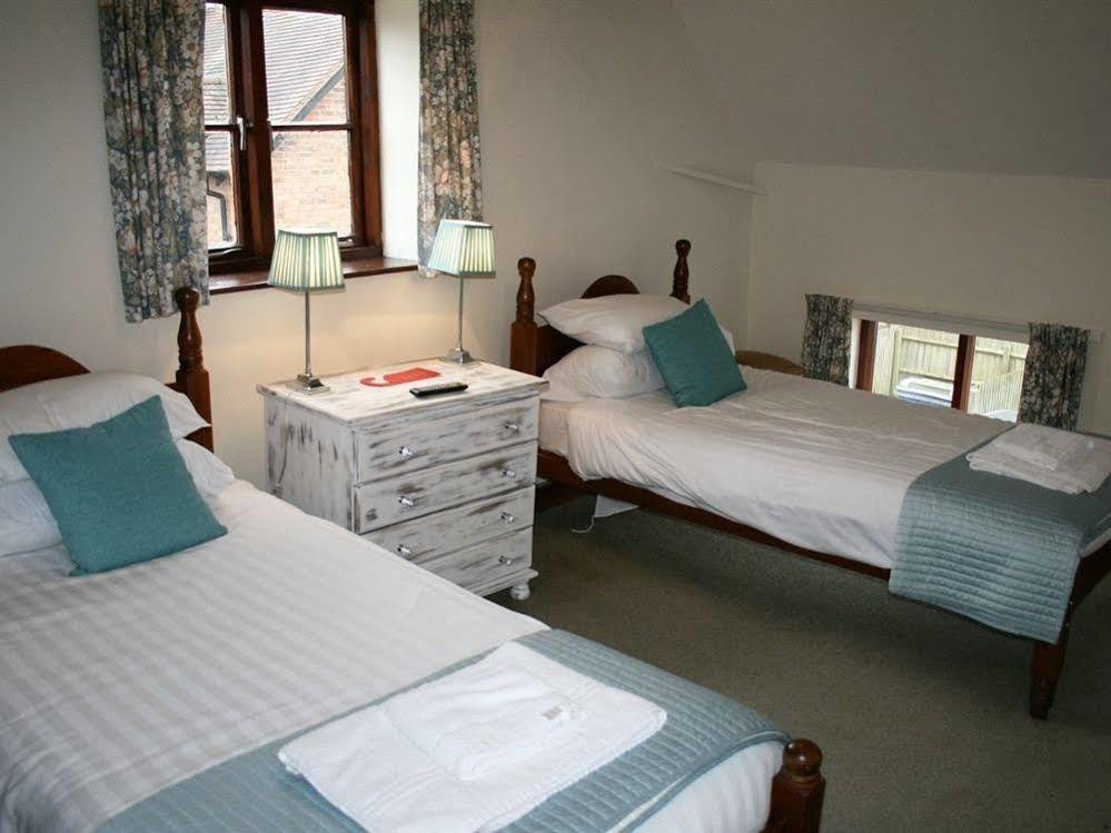 The Talbot Inn Much Wenlock Kültér fotó